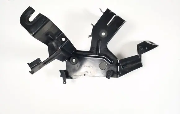 Mercedes-Benz R W251 Other engine bay part A2515002331