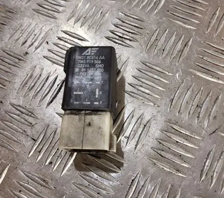 Volkswagen Sharan Glow plug pre-heat relay 7M218C616AA