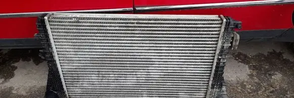 Volkswagen Caddy Intercooler radiator