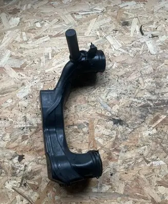 Volvo V40 Intercooler hose/pipe 31370135 D23XA