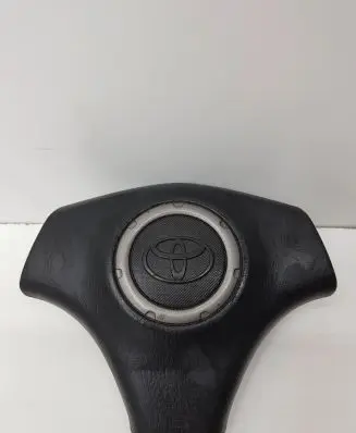 Toyota RAV 4 (XA20) Steering wheel airbag cover 8419802
