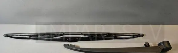 BMW 5 E39 Rear wiper blade arm 61628221453 8221453