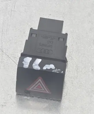 Audi A4 S4 B9 Hazard light switch 8W0941509A