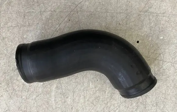 Mercedes-Benz Sprinter W901 W902 W903 W904 Intercooler hose/pipe A9015284782