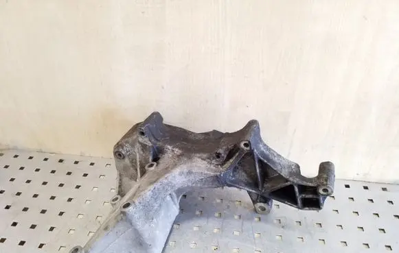 Generator/alternator bracket