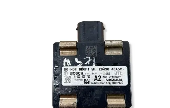 Nissan Qashqai Distronic sensor radar 284384EA5C 0203300710 39R07078