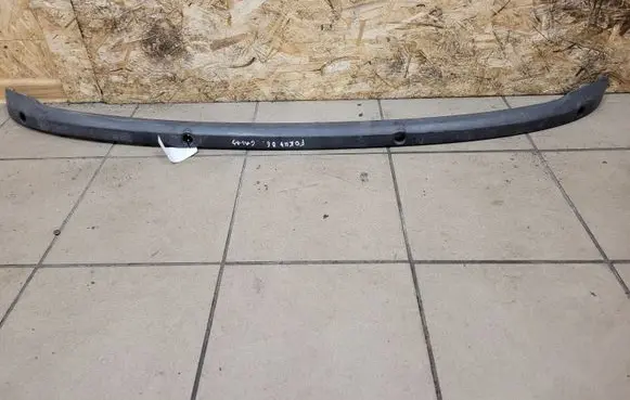 Ford Focus Rear bumper trim bar molding 4M5117E911