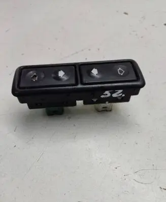 BMW 3 E36 Electric window control switch 8365300 1387388