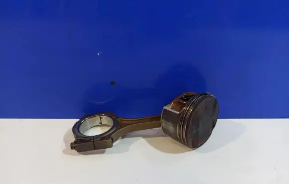 Piston