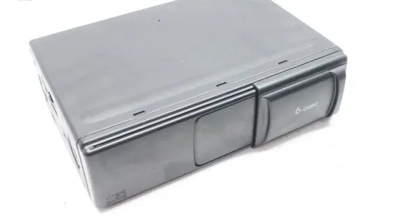 Audi TT Mk1 CD/DVD changer 000051274B