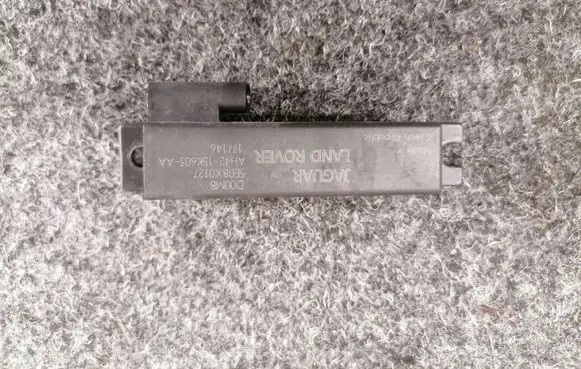 Interior comfort aerial antenna
