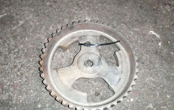 Camshaft pulley/ VANOS