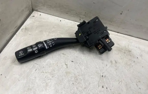 Hyundai Santa Fe Wiper control stalk 200002934
