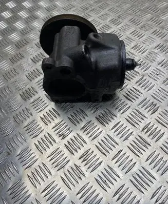 Mercedes-Benz G W461 W463 1st Gen Power steering pump 715027