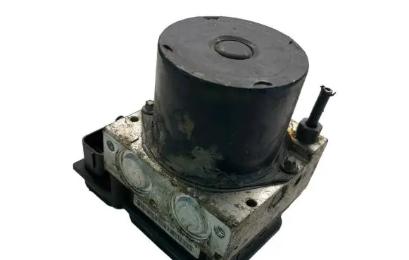 Skoda Fabia Mk1 (6Y) ABS Pump 6Q0907379AF 0265800511