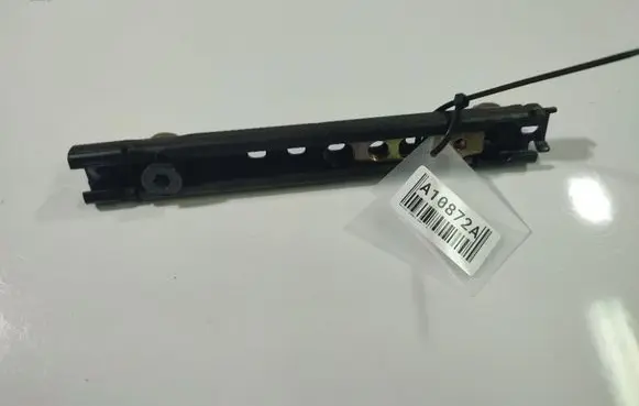 Renault Scenic I Seat belt adjustment rail 847931AL
