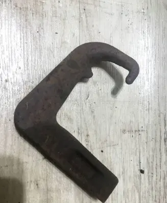 Toyota Land Cruiser (J100) Towing hook eye 