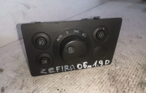 Opel Zafira B Light switch 13205873 LK04060240