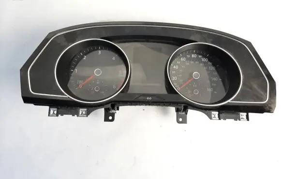 Volkswagen PASSAT B8 Speedometer (instrument cluster) 3G0920941A
