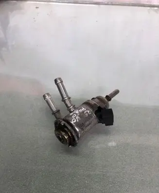 Peugeot 508 II AdBlue injector 9842811780
