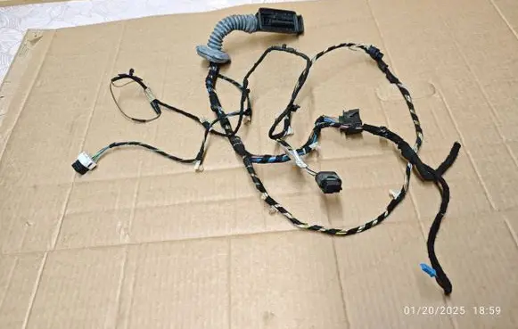 Mini One - Cooper F56 F55 Front door wiring loom 19344411 9338921