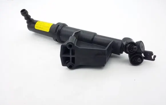 Headlight washer spray nozzle