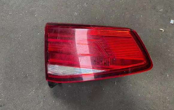 Volkswagen PASSAT B8 Rear/tail lights 