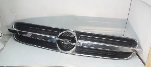 Opel Vectra C Front grill 13139871