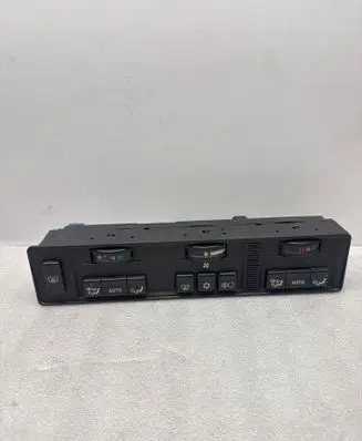 BMW 7 E32 Climate control unit 8390171 9140010016