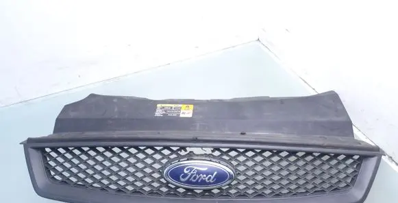 Ford Focus Front bumper upper radiator grill 4M518200AJ 4M518200BJ