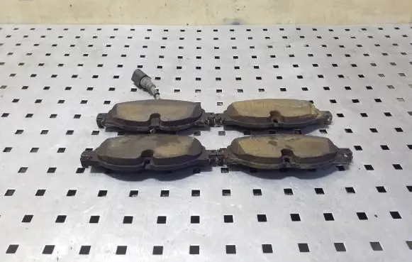 Audi A3 S3 8V Brake pads (front) 