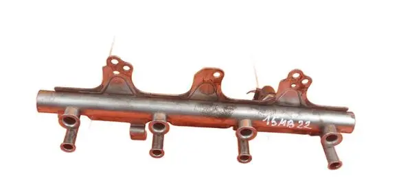 Volkswagen Scirocco Fuel line pipe 06J133317J CAW