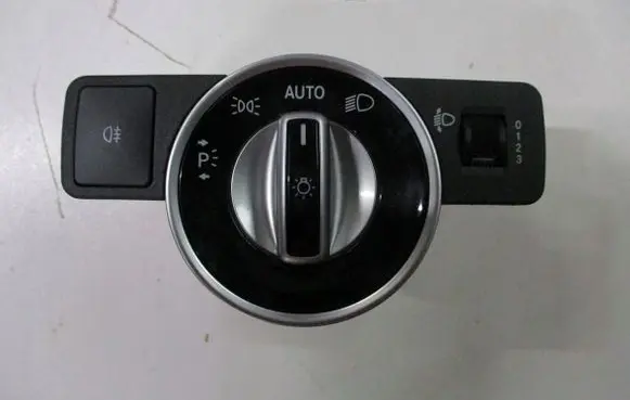 Peugeot Partner III Other interior part A2049053103