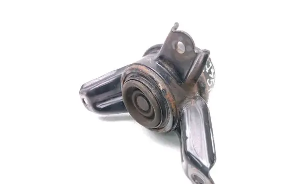 KIA Sportage Engine mount bracket