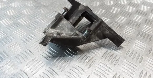Subaru B9 Tribeca Power steering pump mounting bracket 