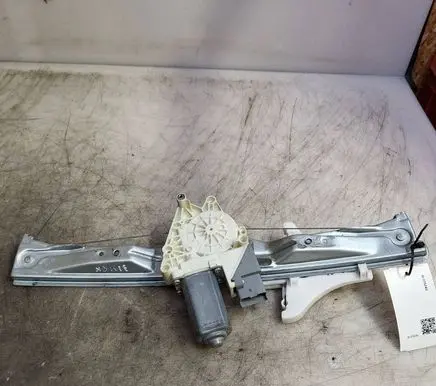 Citroen C5 Rear door window regulator with motor