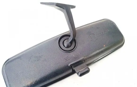 Rear view mirror (interior)