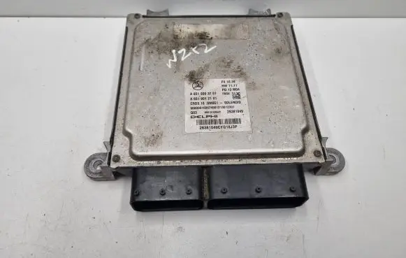 Mercedes-Benz E W212 Engine control unit/module A6519003701 6519003701