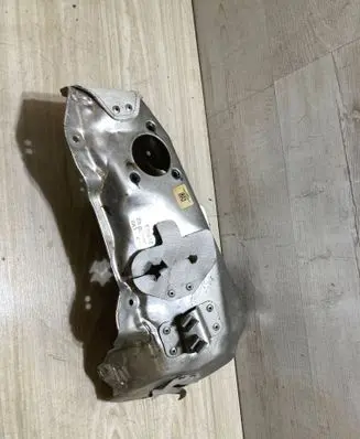 BMW 1 F70 Heat shield in engine bay 5B3A040