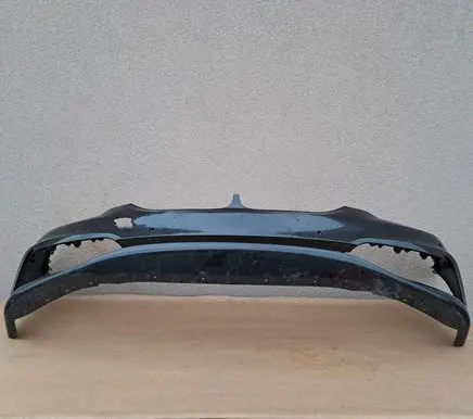 BMW 5 G30 G31 Front bumper 7385336