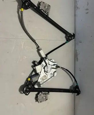 Ford Mustang V Front door window regulator with motor AR336323200
