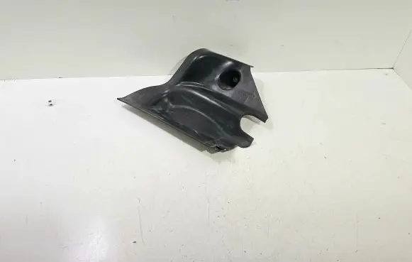 Volkswagen Transporter - Caravelle T5 Battery tray heat shield 7H0915437
