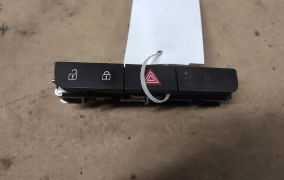 Opel Insignia A Hazard light switch 13324594