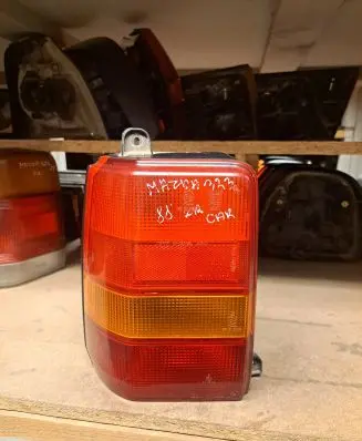 Mazda 323 Rear/tail lights 22061527 22061527L
