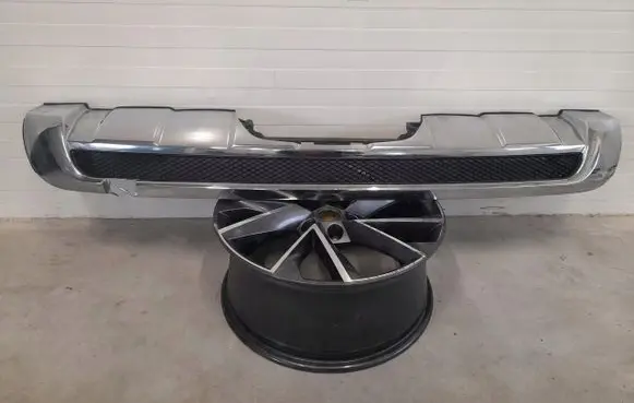 Mercedes-Benz ML W166 Glove box