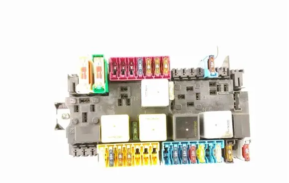 Mercedes-Benz B W246 W242 Fuse box set DALISID3743 2469067100 2469060093