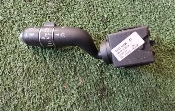 Jaguar XF Indicator stalk 8W8313335AA