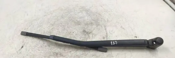 BMW 1 E81 E87 Rear wiper blade arm 
