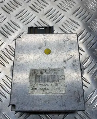 Mercedes-Benz E W211 Phone control unit/module A2118203185 2354820 2855V0011