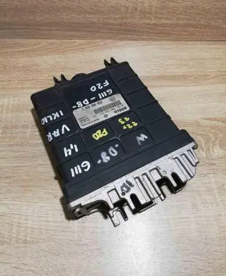 Volkswagen Golf III Engine control unit/module ECU 030906026K 0261200750